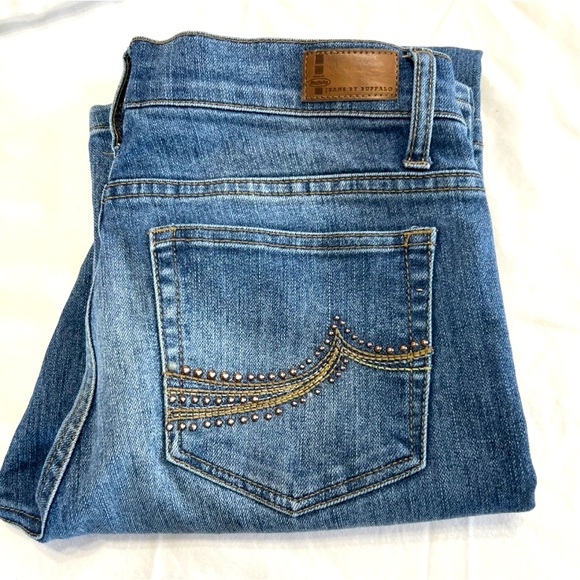 Jeans by‎ buffalo women’s size 28 x 33 boot cut dark wash distressed - Picture 1 of 9